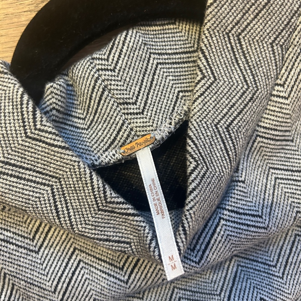 Free People Dress with Pockets - Picture 2 of 2